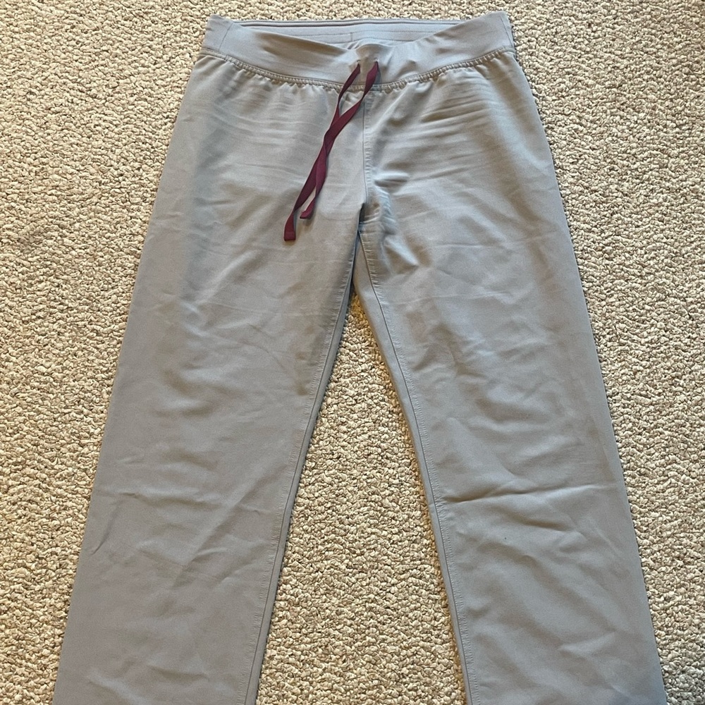 Cement Figs Bottoms Small